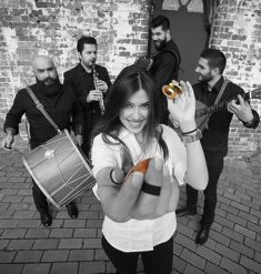 latg_16-10-07_mikrikompania_image2