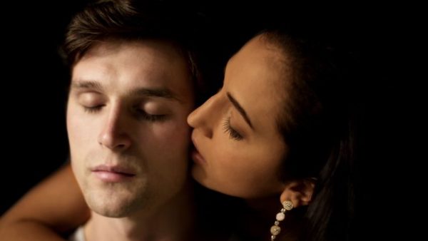 JoeCinquesConsolation_01