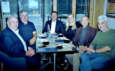 ukranian_com_meeting4_528x328